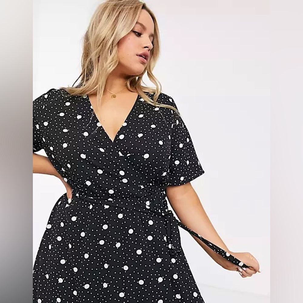 New Look Curve belted wrap dress in mixed polka dot